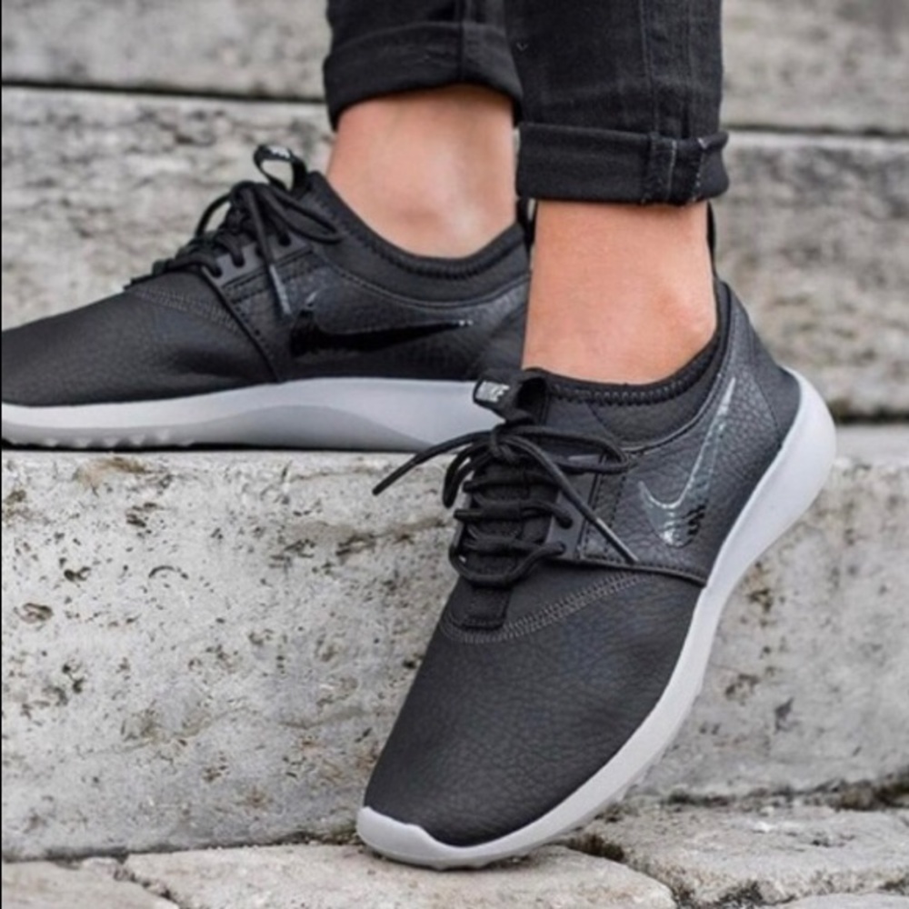 Nike NWOT juvenate premium gym to street wear